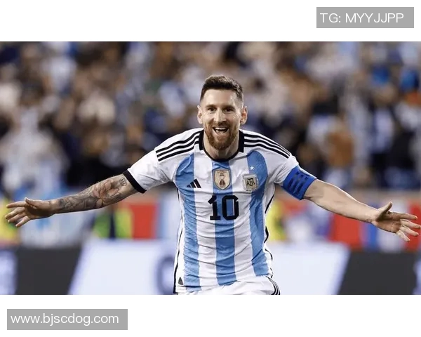 足球巨星引领潮流：从梅西到C罗的时代变迁与影响力探析